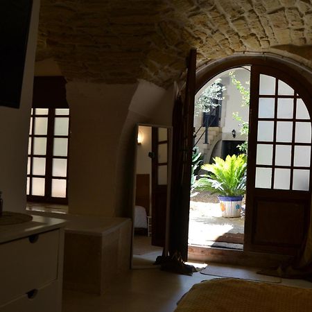 La Cachette Bed & Breakfast Aigues-Vives  Ngoại thất bức ảnh