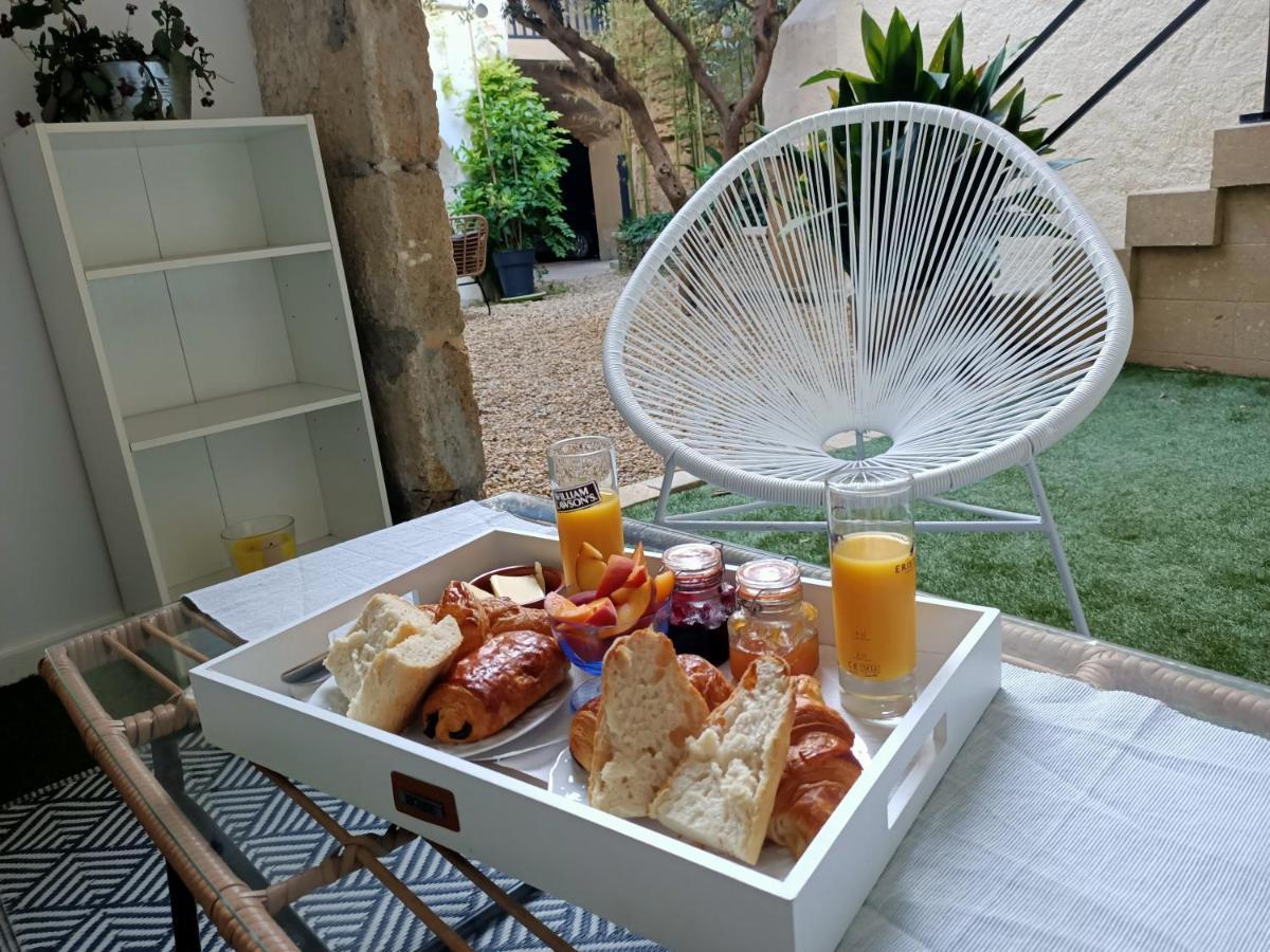 La Cachette Bed & Breakfast Aigues-Vives  Ngoại thất bức ảnh