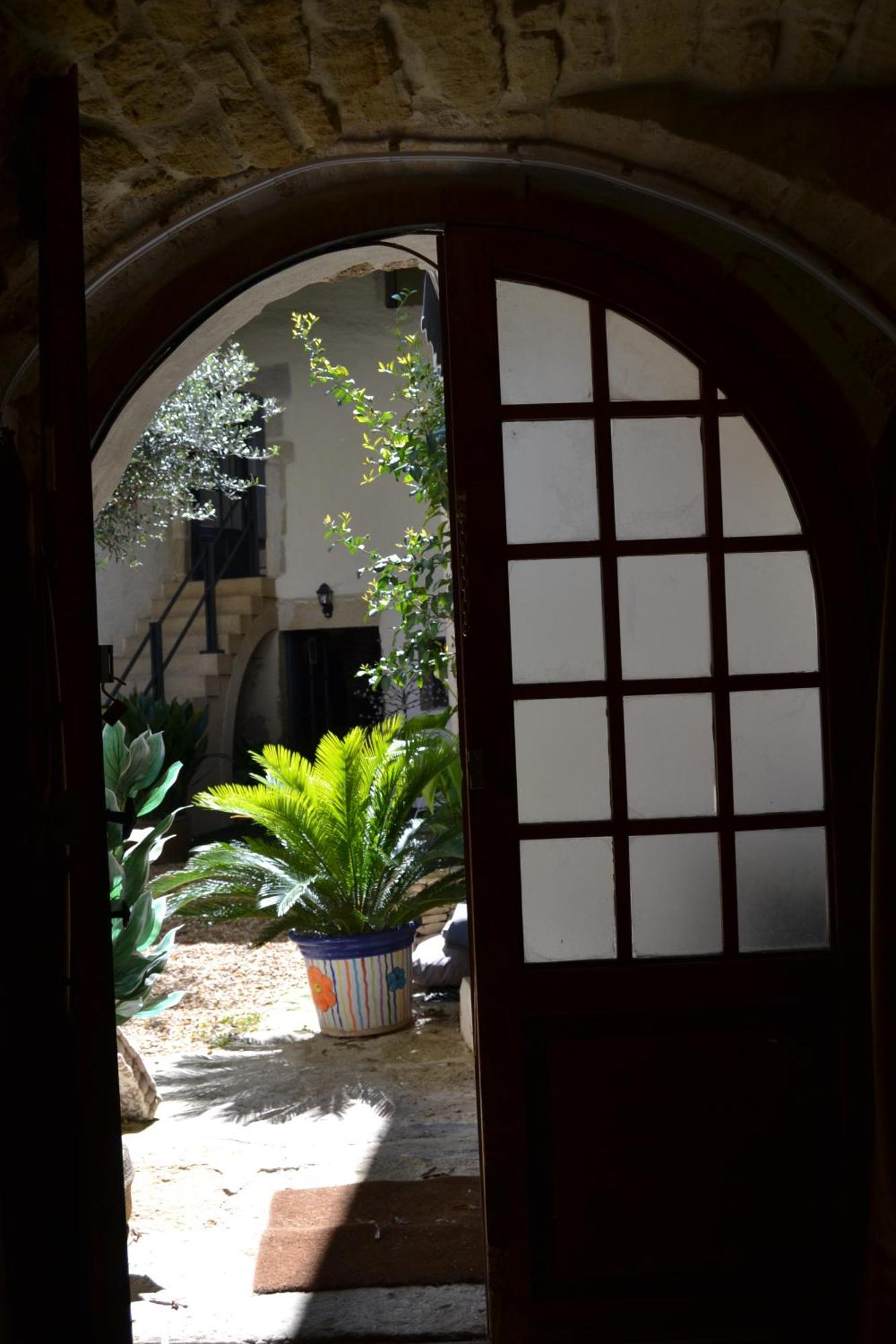 La Cachette Bed & Breakfast Aigues-Vives  Ngoại thất bức ảnh